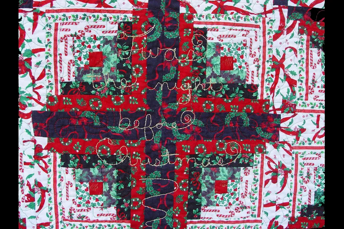 Christmas Log Cabin detail